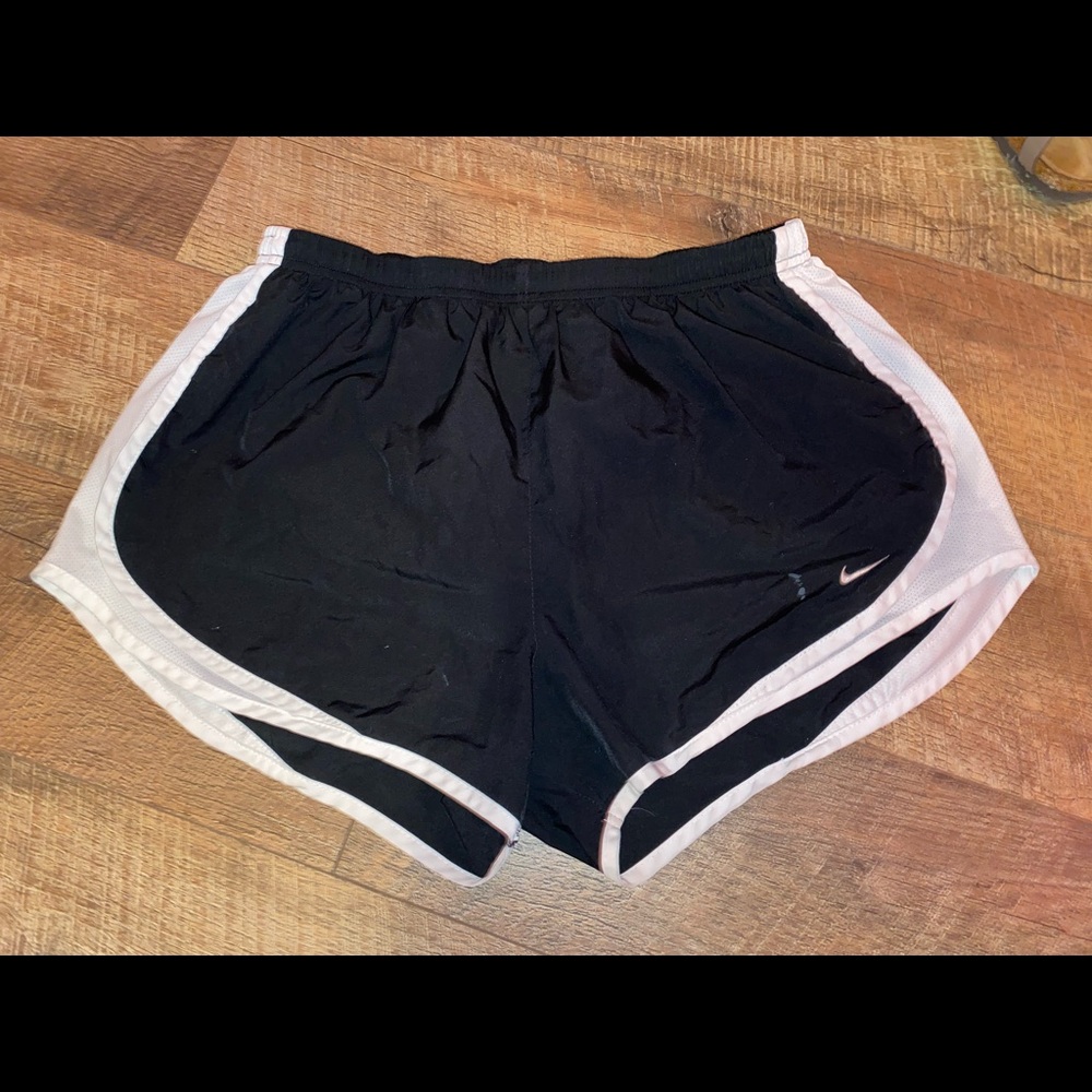 NIKE shorts older pair size Large